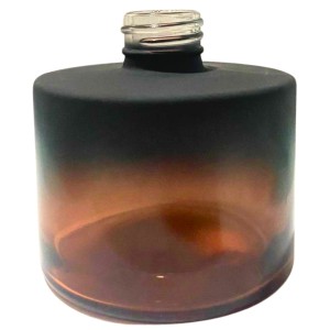 FRASCO PICOLO PRETO FOSCO C/ROSE 240ML - R28/410